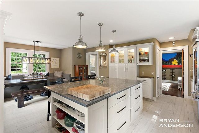 1830 Bridge Street, Grand Rapids, MI 49504