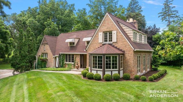 1830 Bridge Street, Grand Rapids, MI 49504