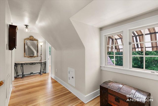 1830 Bridge Street, Grand Rapids, MI 49504