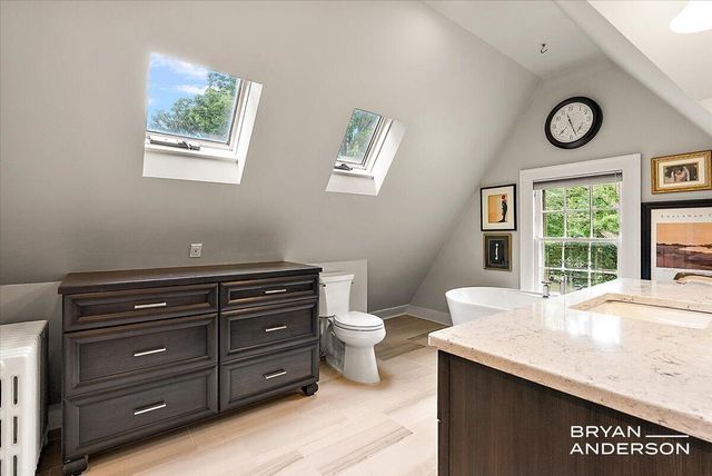 1830 Bridge Street, Grand Rapids, MI 49504