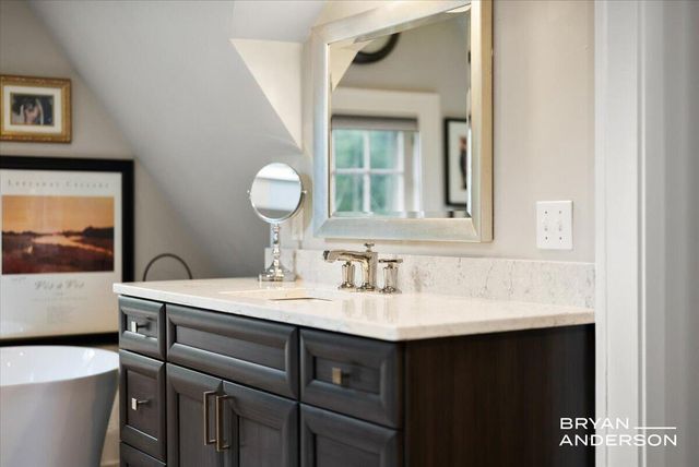 1830 Bridge Street, Grand Rapids, MI 49504