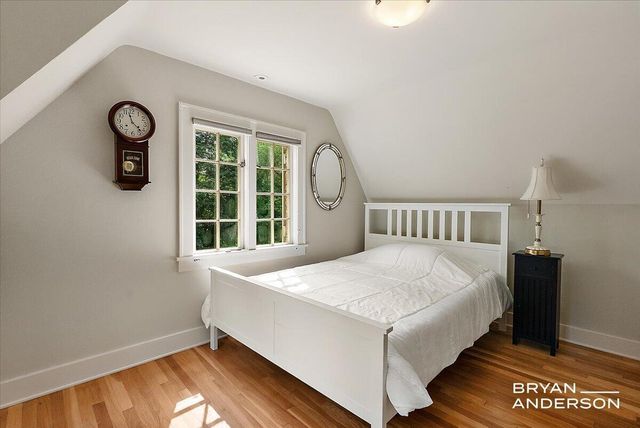 1830 Bridge Street, Grand Rapids, MI 49504