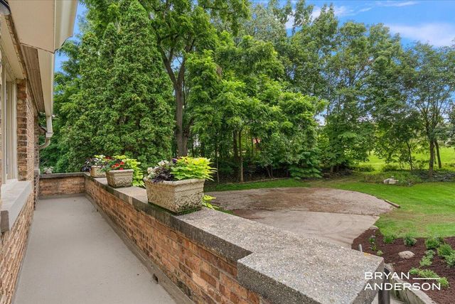 1830 Bridge Street, Grand Rapids, MI 49504