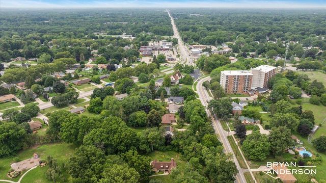 1830 Bridge Street, Grand Rapids, MI 49504