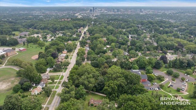 1830 Bridge Street, Grand Rapids, MI 49504