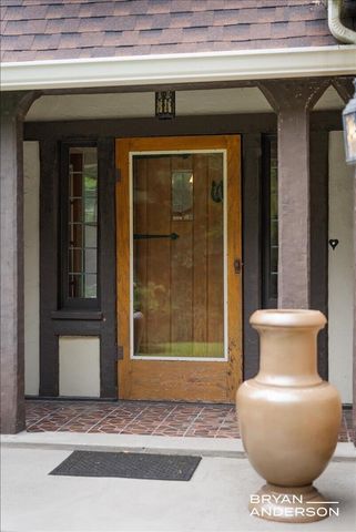 1830 Bridge Street, Grand Rapids, MI 49504