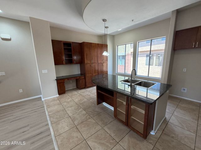 6745 N 93RD Avenue 1128, Glendale, AZ 85305