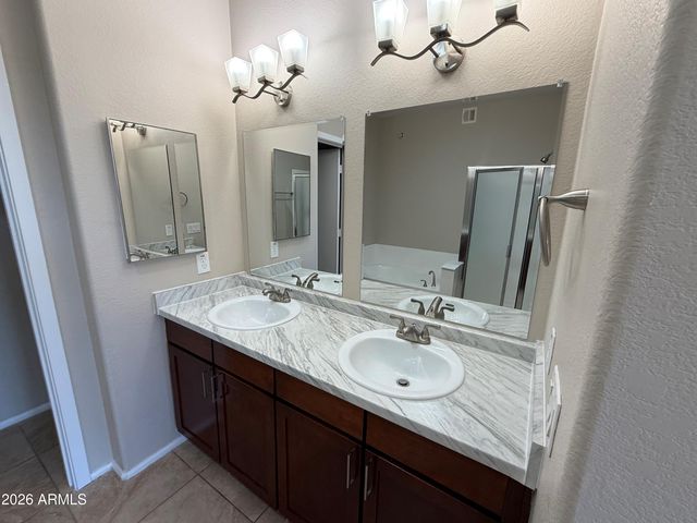 6745 N 93RD Avenue 1128, Glendale, AZ 85305