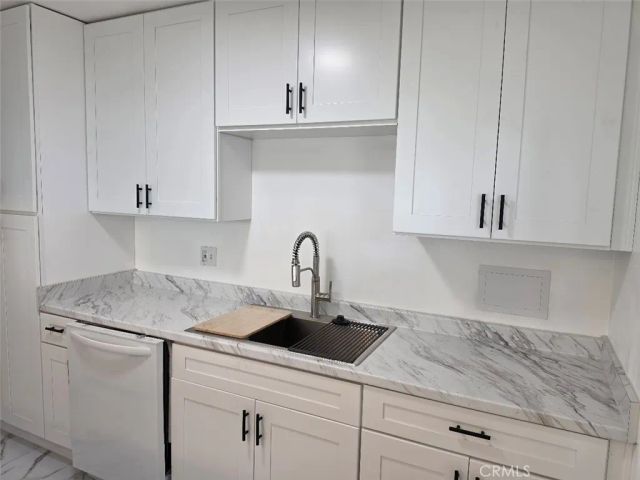 2904 Peppertree B, Costa Mesa, CA 92626