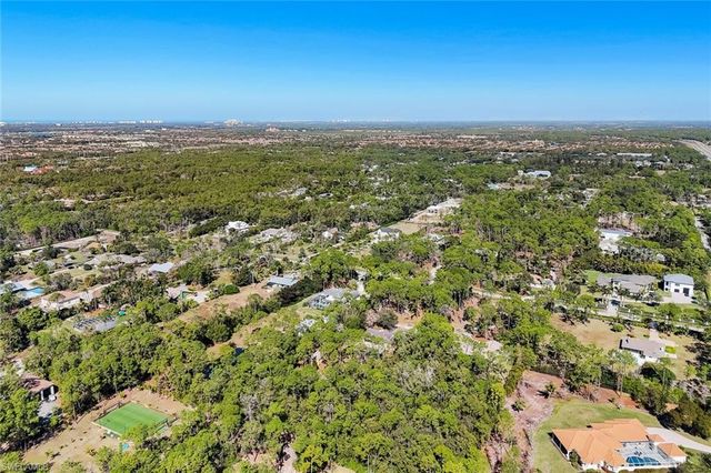 6480 Sable Ridge LN, Naples, FL 34109