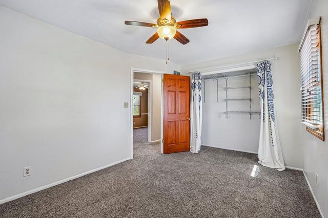 S74W32610 Twin Oaks COURT, Mukwonago, WI 53149