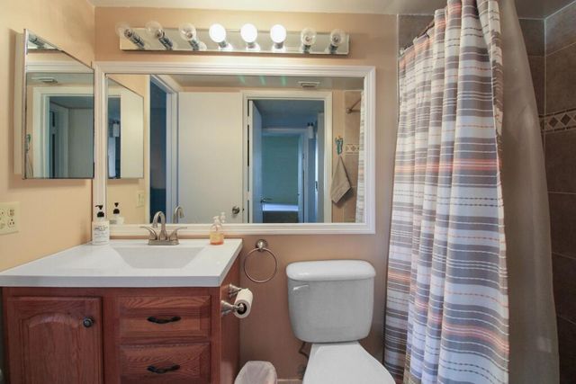 407 Pine Glen Lane C-1, Greenacres, FL 33463