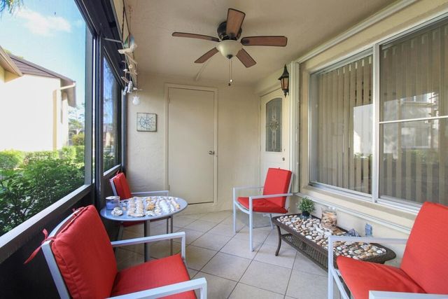 407 Pine Glen Lane C-1, Greenacres, FL 33463