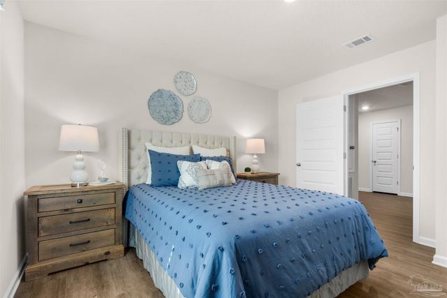 5213 Conservation Cir, Pace, FL 32571