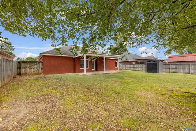 1512 Oak Lea Road, Decatur, AL 35603