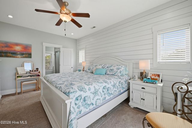 9021 W 9th Street, Holly Ridge, NC 28445