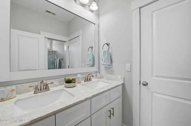 9021 W 9th Street, Holly Ridge, NC 28445