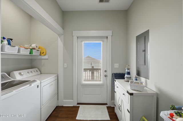 9021 W 9th Street, Holly Ridge, NC 28445