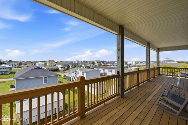 9021 W 9th Street, Holly Ridge, NC 28445