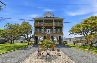 9021 W 9th Street, Holly Ridge, NC 28445