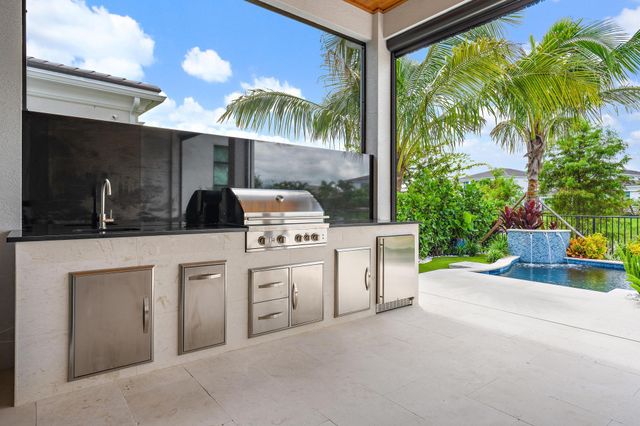 13195 ARTISAN Circle, Palm Beach Gardens, FL 33418