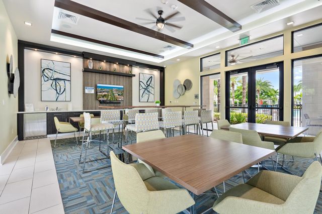 13195 ARTISAN Circle, Palm Beach Gardens, FL 33418