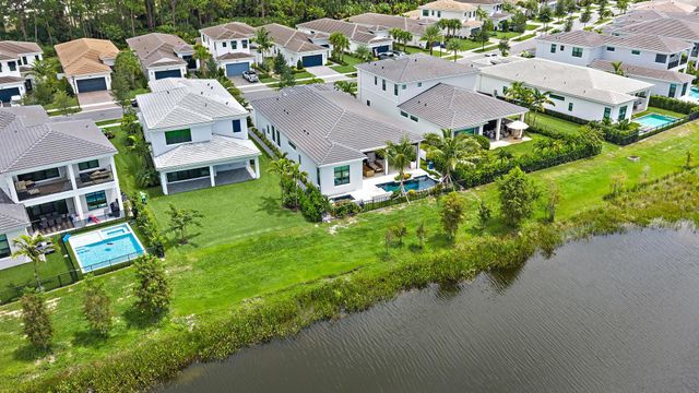 13195 ARTISAN Circle, Palm Beach Gardens, FL 33418