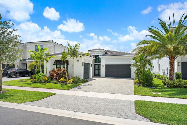 13195 ARTISAN Circle, Palm Beach Gardens, FL 33418