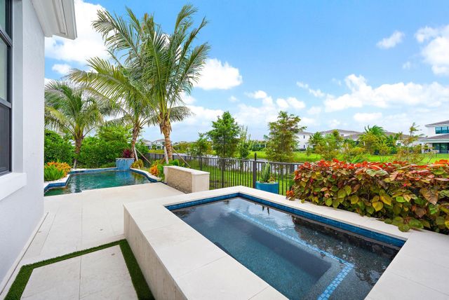 13195 ARTISAN Circle, Palm Beach Gardens, FL 33418