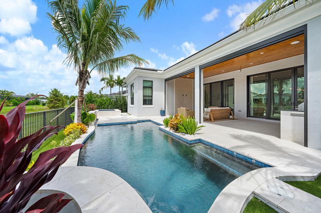 13195 ARTISAN Circle, Palm Beach Gardens, FL 33418