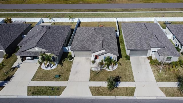 11210 KELLY GREEN AVENUE, Wimauma, FL 33598