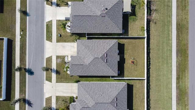 11210 KELLY GREEN AVENUE, Wimauma, FL 33598