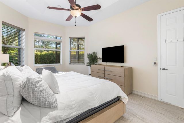 10552 Stone Garden Drive, Boynton Beach, FL 33473