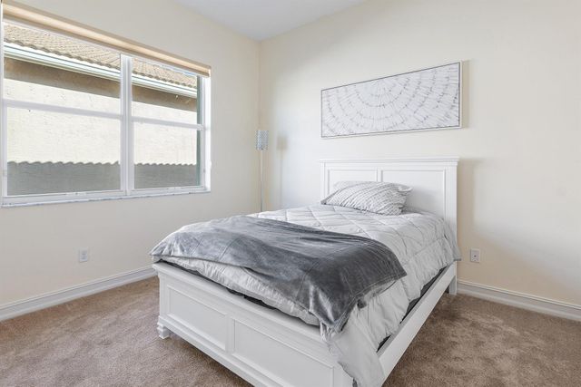 10552 Stone Garden Drive, Boynton Beach, FL 33473