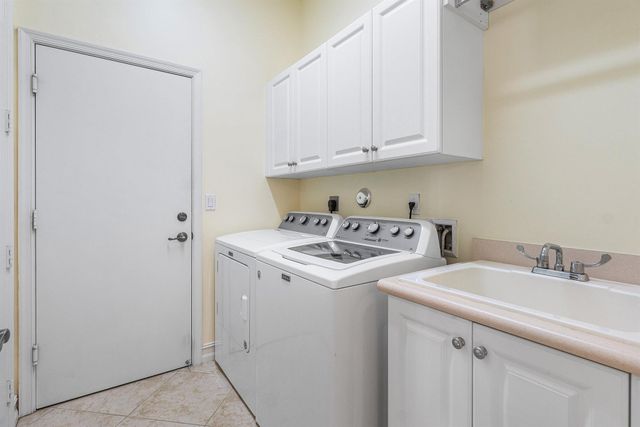 10552 Stone Garden Drive, Boynton Beach, FL 33473