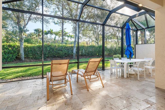 10552 Stone Garden Drive, Boynton Beach, FL 33473