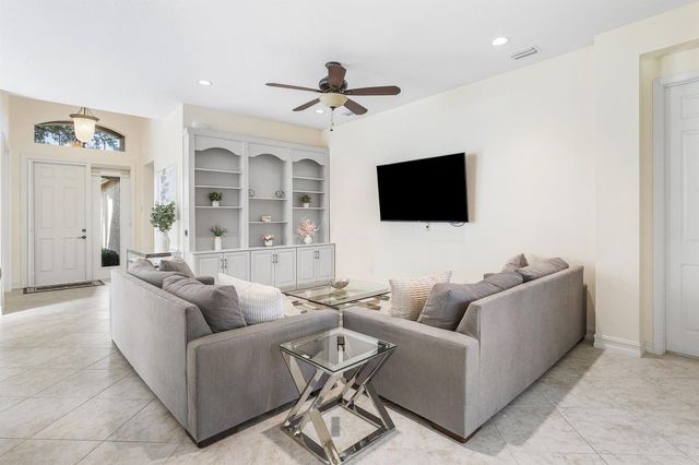 10552 Stone Garden Drive, Boynton Beach, FL 33473