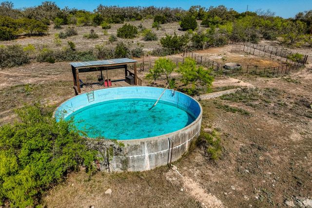 7748 Winslow LN, Menard, TX 76859