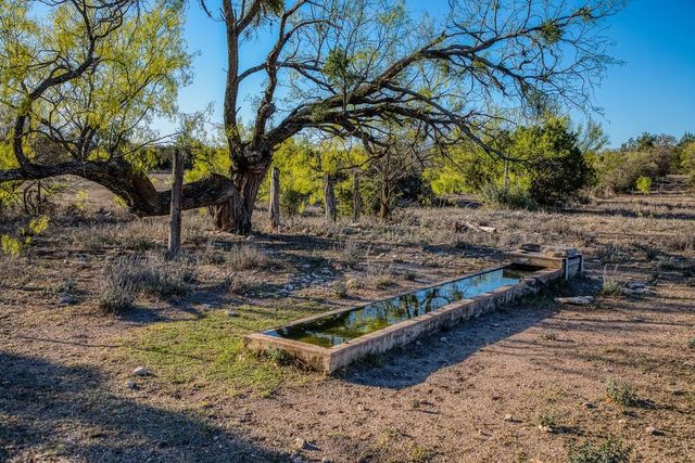 7748 Winslow LN, Menard, TX 76859