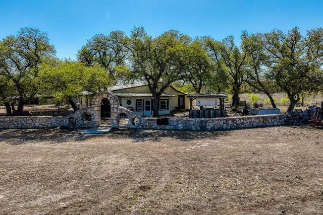 7748 Winslow LN, Menard, TX 76859