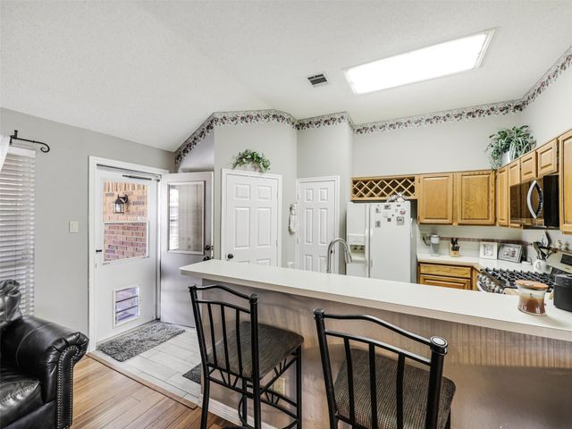 6114 Covington Drive, Rowlett, TX 75089