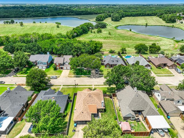 6114 Covington Drive, Rowlett, TX 75089