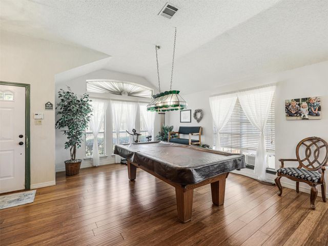 6114 Covington Drive, Rowlett, TX 75089