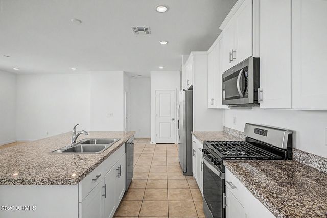 8821 W AGORA Lane, Tolleson, AZ 85353