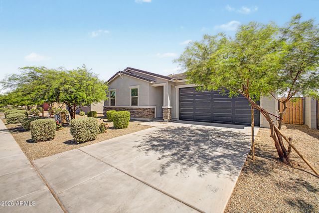 8821 W AGORA Lane, Tolleson, AZ 85353