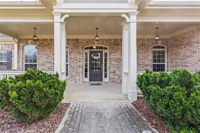 2467 Misty Rose Lane, Loganville, GA 30052