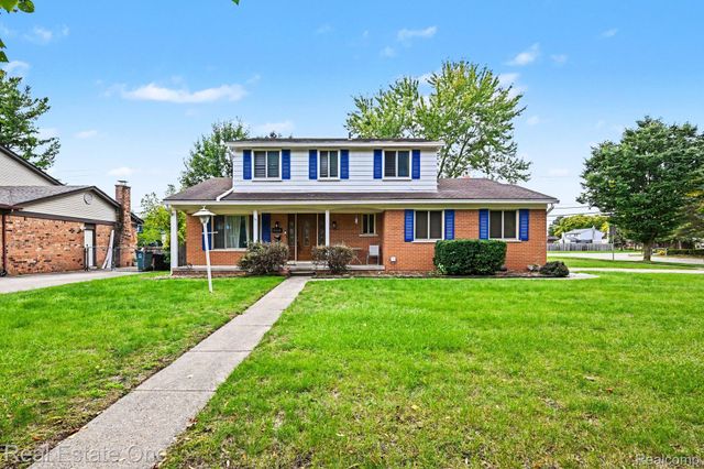 2320 Greensboro Drive, Troy, MI 48085