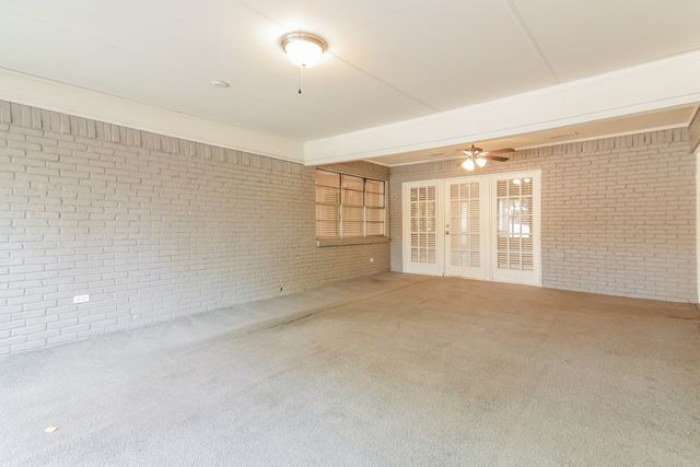 4821 Ashbrook Road, Dallas, TX 75227