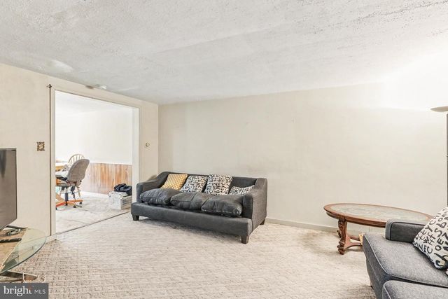 2346 KENSINGTON ST, Harrisburg, PA 17104