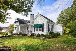 320 Maple Street St, Clinton, TN 37716